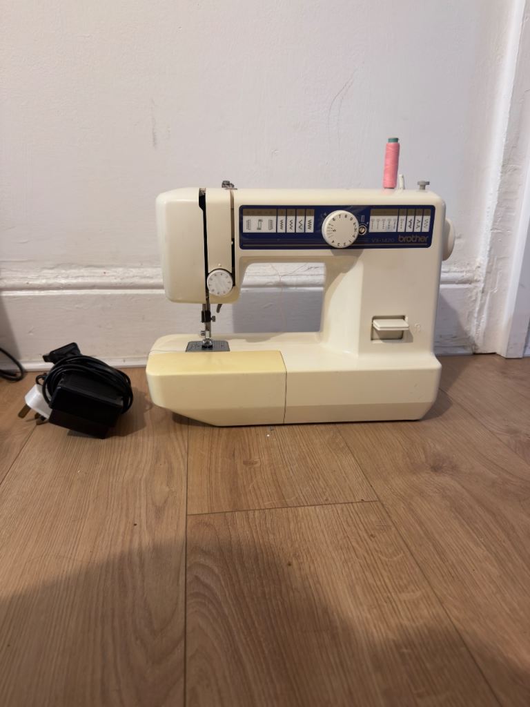 Brother VX-1420 Electric Sewing Machine with Foot Pedal