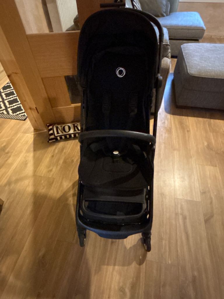 Bugaboo Butterfly Black with accessories 