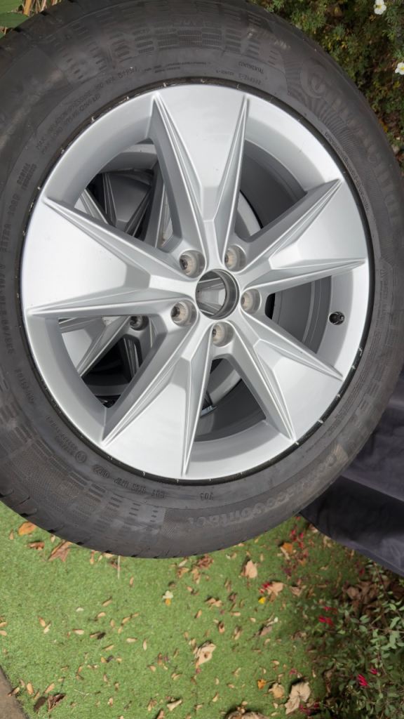 4X GENUINE WHEELS ALLOYS VOLVO R-DESIGN 18 31680200  NEW 