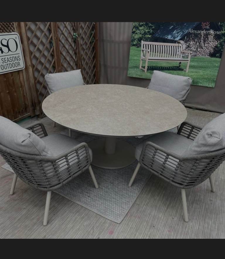 4 seasons outdoors brand new rrp £3216