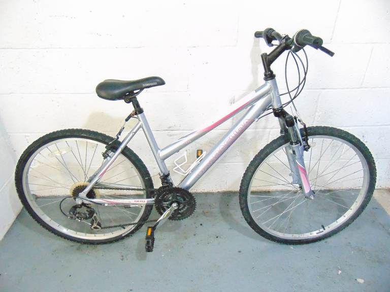 Aluminium Barracuda Mystique (18 inch frame) Hardtail Mountain Bike (free local delivery)