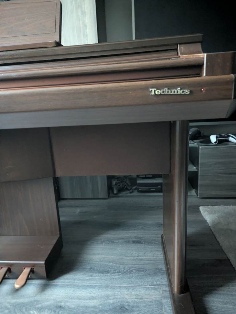 Technics - Digital Burnt Mahogany Piano - PX-PR350(5)