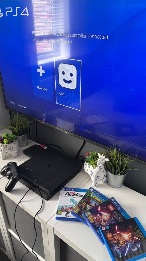 PS4 with Lego Star Wars & Star Wars Force Awakens Blue ray DVD