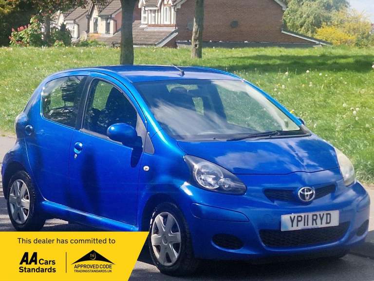 2011 Toyota AYGO 1.0 VVT-i Blue 5dr HATCHBACK PETROL Manual