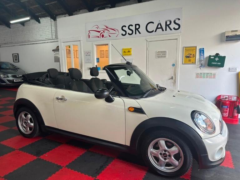 MINI Convertible 1.6 One Convertible 2dr Petrol Manual Euro 5 (98 ps)