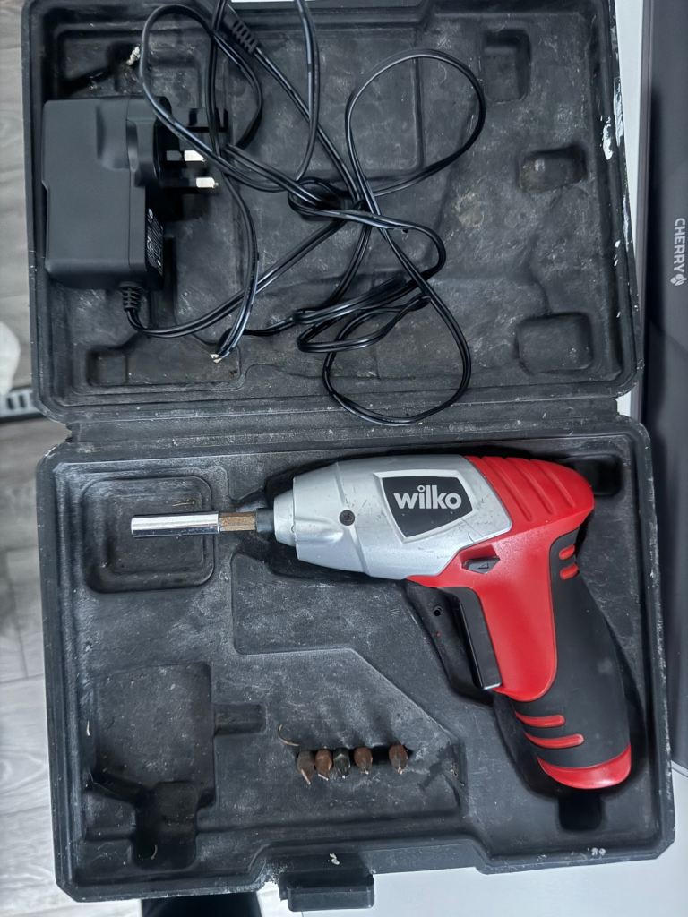 3.5 V screwdriver kit 