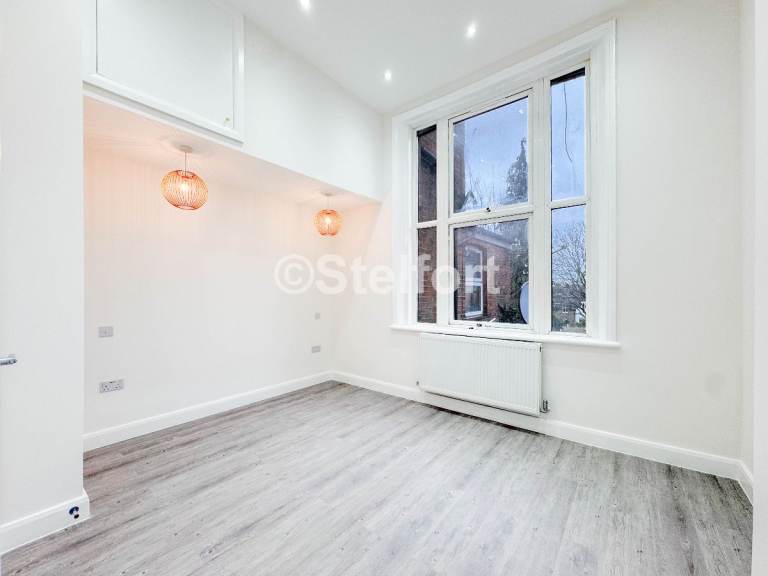 1 bedroom flat in Archway Road, London N6