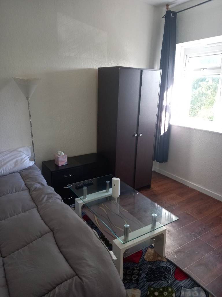 Double Room For Rent 
