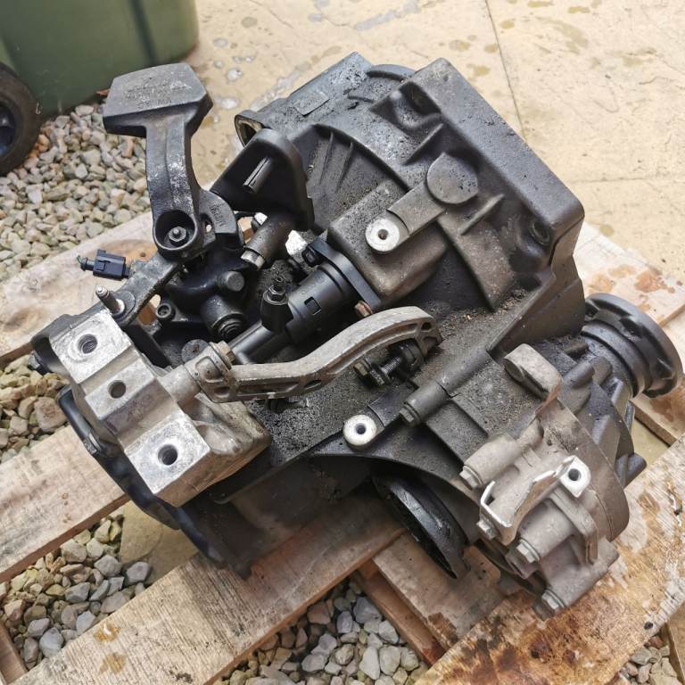 Audi A3 8p 2008-2012 1.9tdi Diesel 5 Speed Manual Geerbox KBL