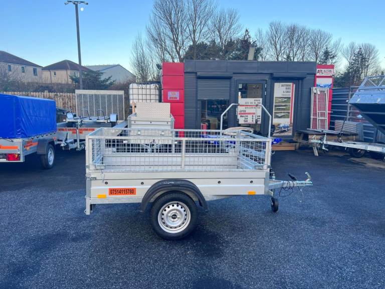 BRAND NEW 6FT X 4FT SINGLE AXLE TRAILER WITH 40CM MESH 750KG