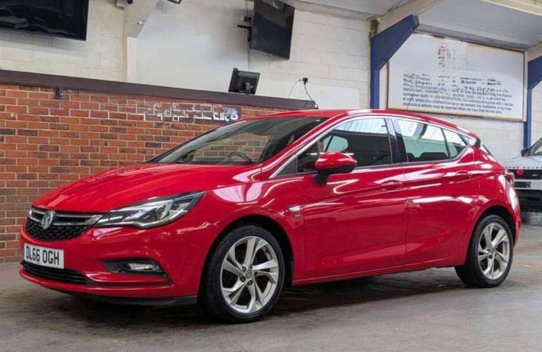 2016 Vauxhall Astra 1.6 Astra SRi CDTi S/S 5dr Hatchback Diesel Manual