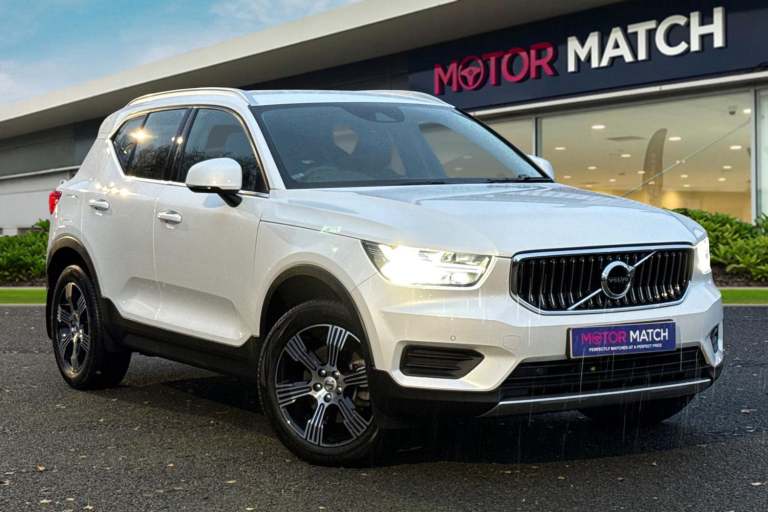2021 Volvo XC40 2.0 B4 MHEV Inscription Auto AWD Euro 6 (s/s) 5dr SUV PETROL Automatic