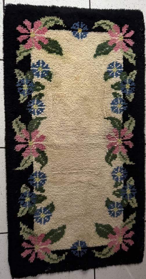 image for HANDCRAFTED 1969 VINTAGE STUNNING READICUT WOOL RUG UNUSED ONLY £145 CAN POST