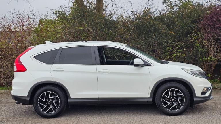 2016 Honda CR-V 1.6 i-DTEC SE Plus 5dr 2WD [Nav] ESTATE Diesel Manual