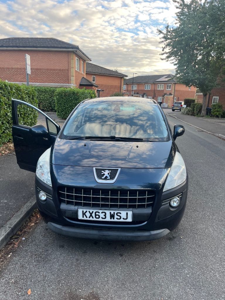 Peugeot, 3008, Hatchback, 2013, Manual, 1560 (cc), 5 doors