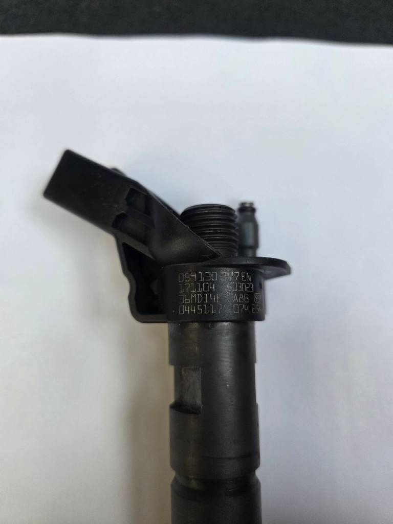 AUDI A8 D5 4N 2018 3.0 TDI Fuel Injector  059130277EN
