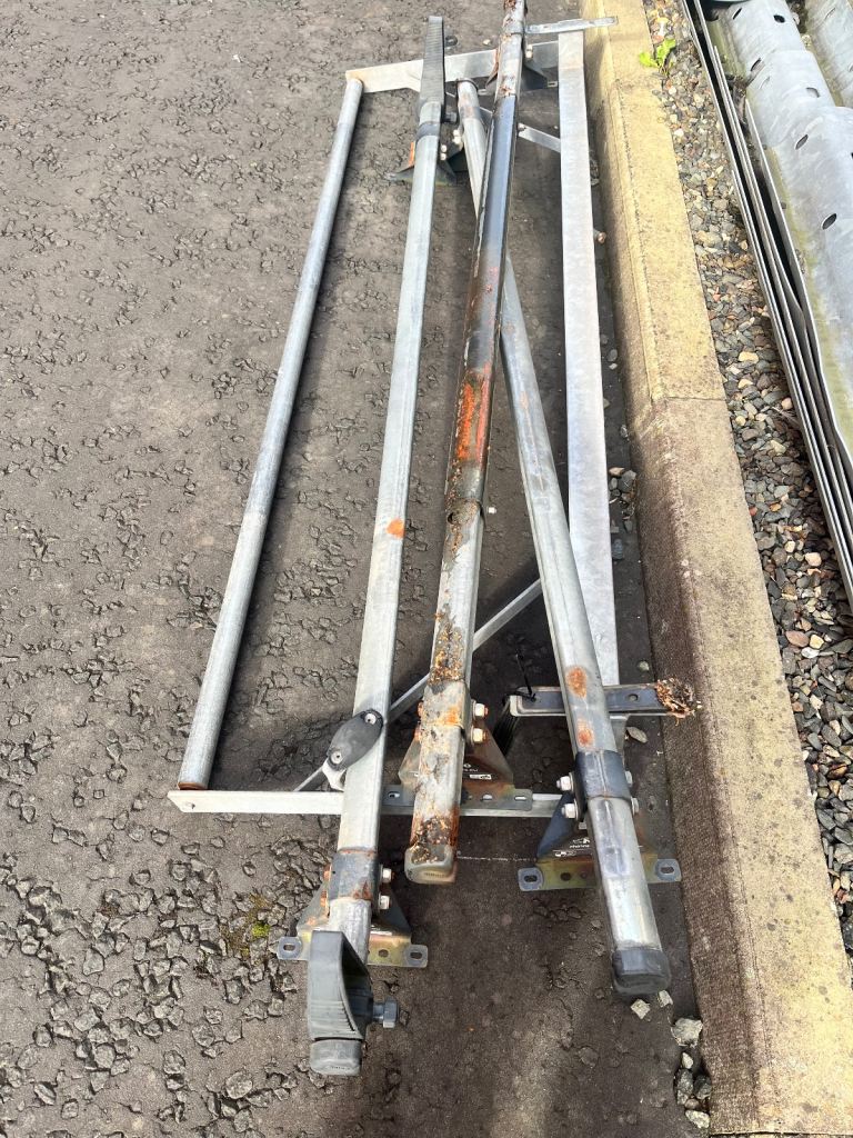 Vivaro Trafic etc Roof Bars 