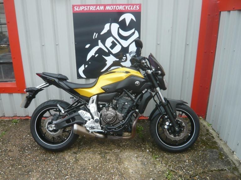 Yamaha MT 07 2015 ONLY 2K MILES FSH NAKED 09 TRACER 10 SP CB GSX 700 900 XSR R S
