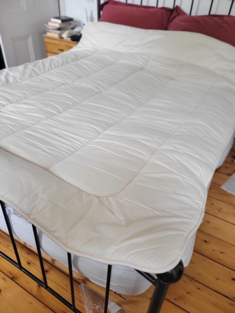 Luxury Wool mattress topper King Size