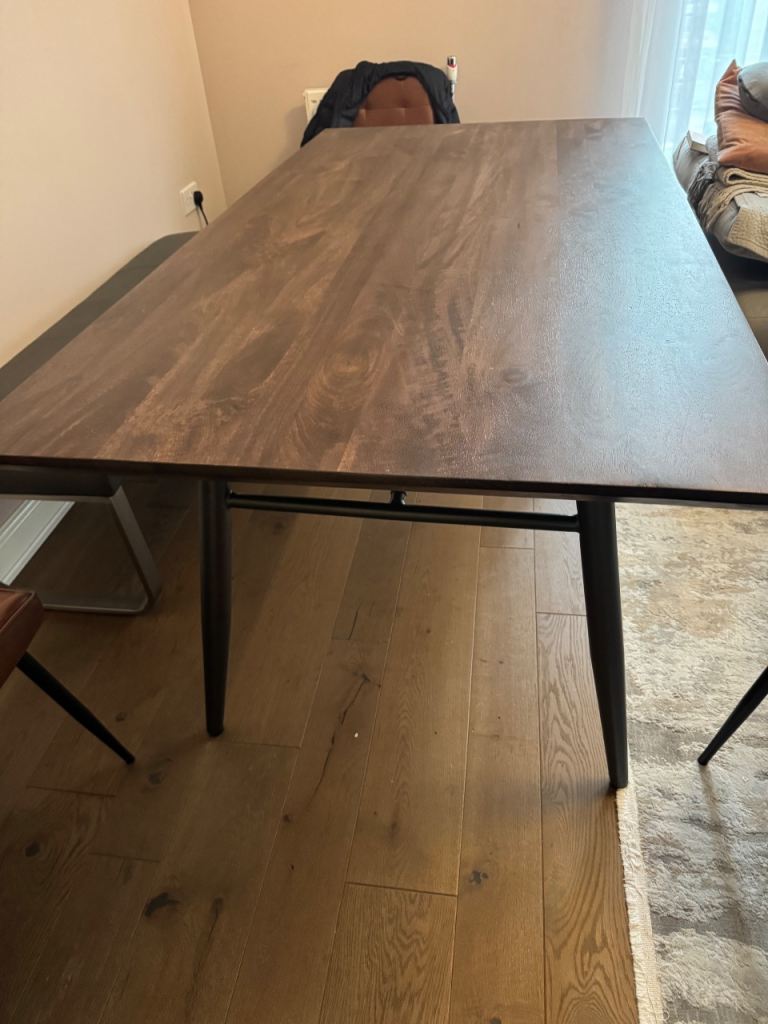 Dinning table 6-8 seater MANGO WOOD