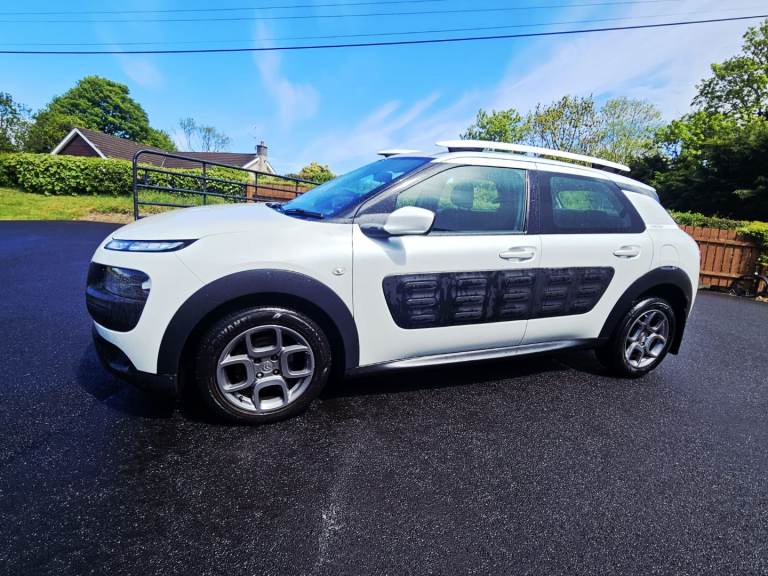 2015 CITROEN C4 CACTUS 1.2 *£20 TAX*