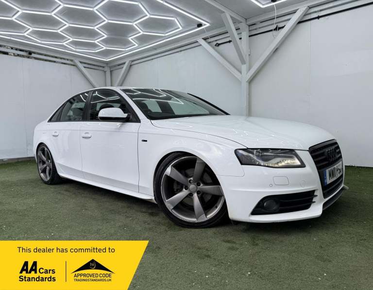 2011 Audi A4 2.0 TDI 143 Black Edition 4dr Multitronic SALOON DIESEL Automatic