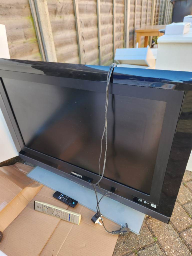 TV, DISH WASHER BED DRAWERS 