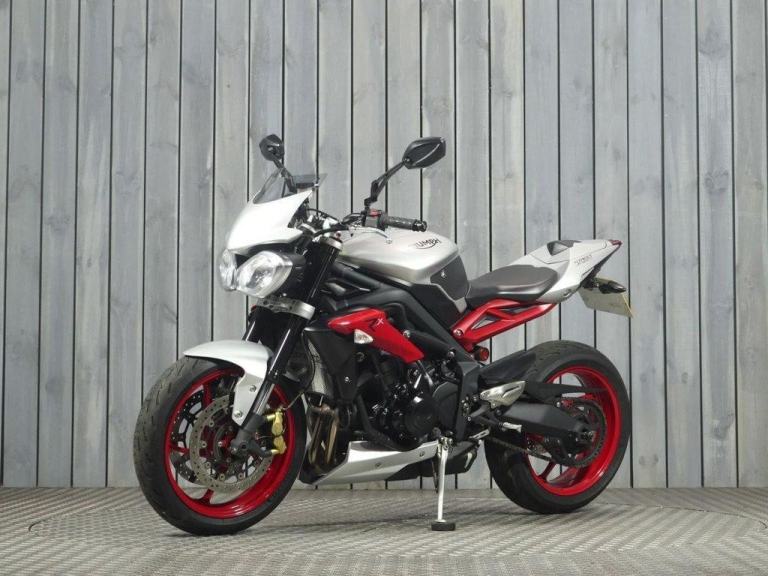 2016 16 TRIUMPH STREET TRIPLE 675