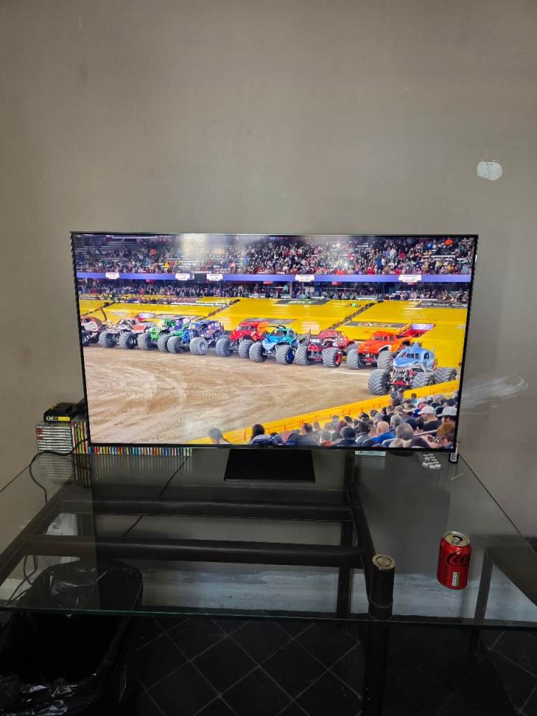 Tcl Q9BK 55inch exllenet condition mint QUANTUM MINI LED TV COLOURS 