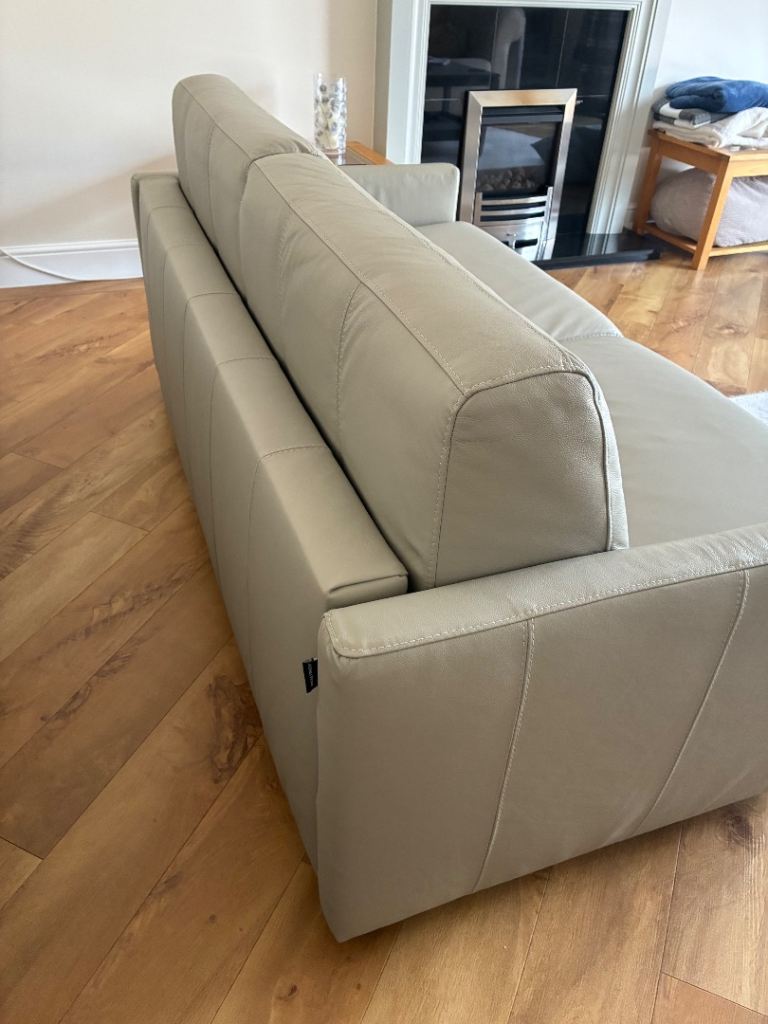 Leather Sofa Bed – Good Condition