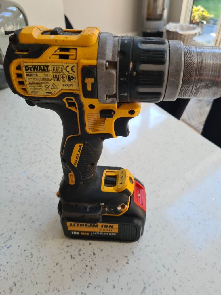 18v dewalt drill