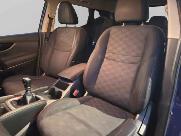 2014 Nissan Qashqai 1.2 DiG-T N-Tec 5dr HATCHBACK PETROL Manual