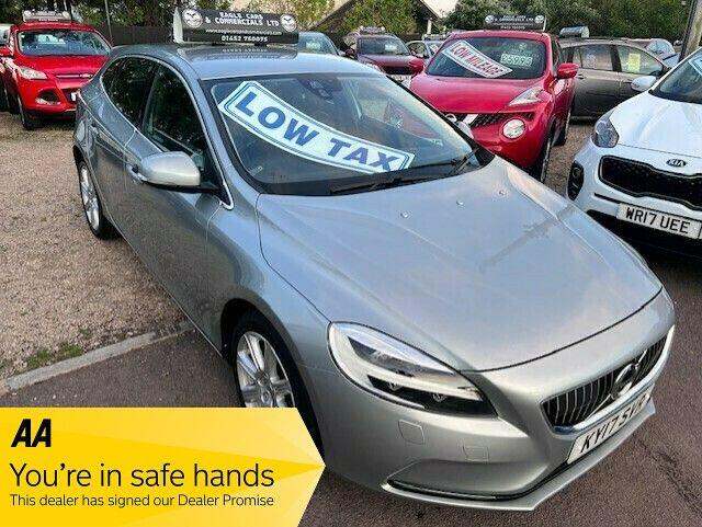 2017 Volvo V40 2.0 D4 Inscription Euro 6 (s/s) 5dr HATCHBACK Diesel Manual