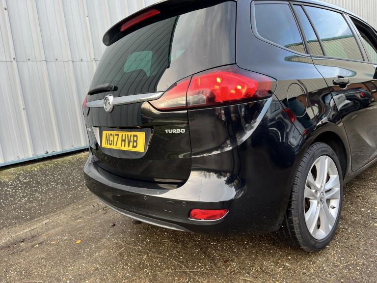VAUXHALL ZAFIRA TOURER 1.4 i Turbo SRi Nav Black Manual Petrol 2017