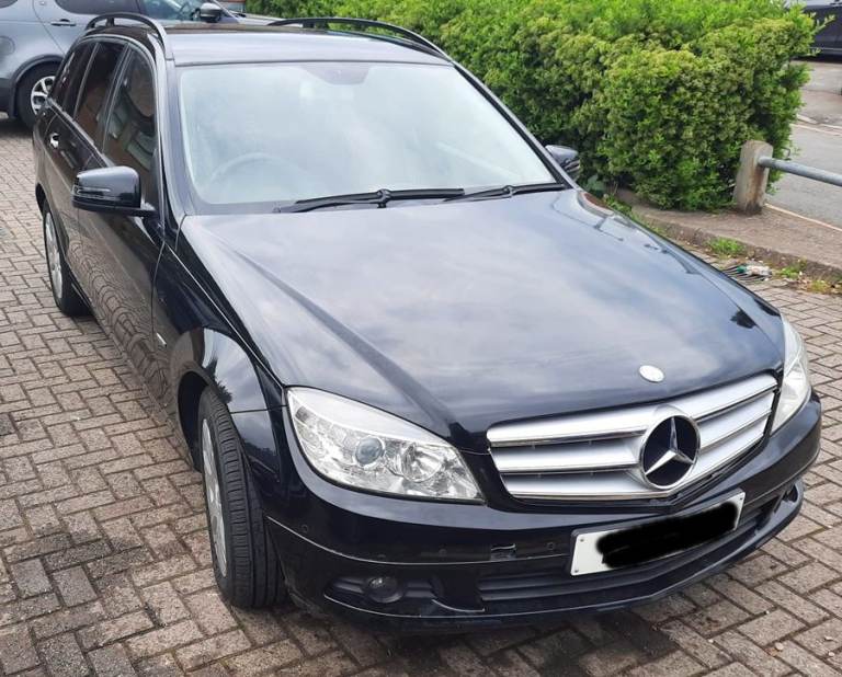 Mercedes Benz W204 C Class 2.2 CDI Bonnet Black FOR PARTS ONLY 2011