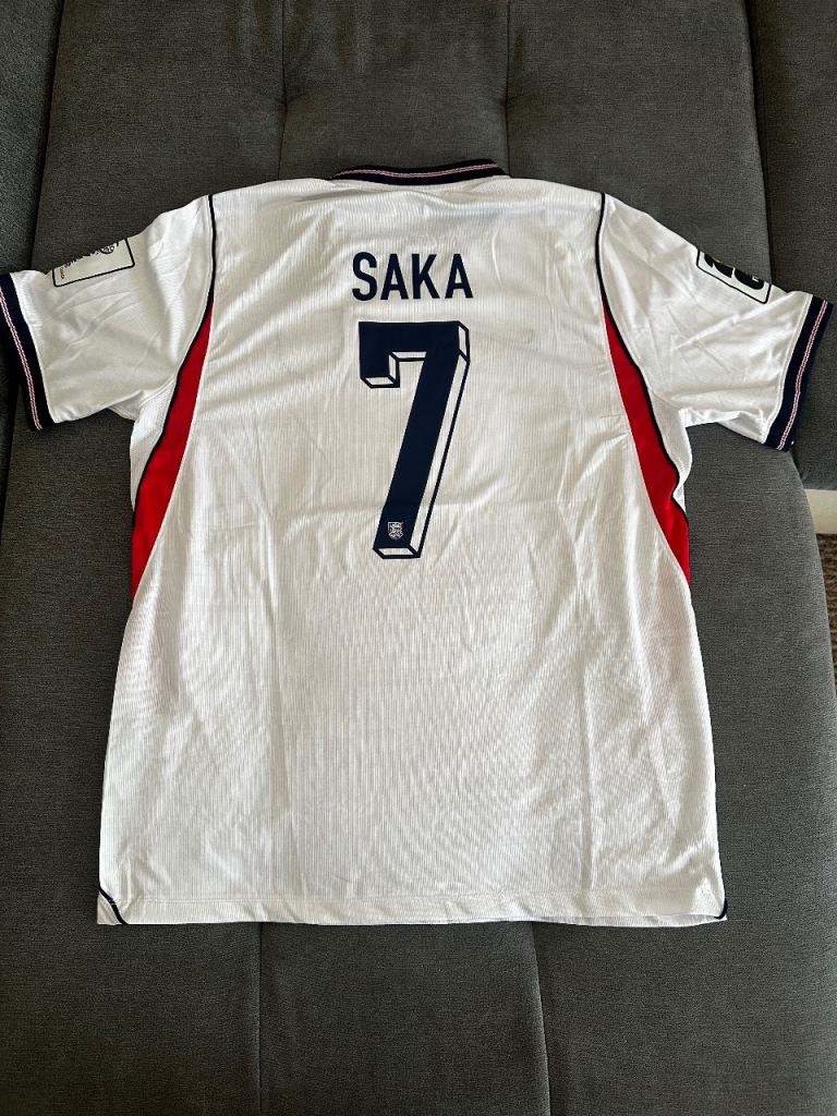 Bukayo Saka 7 England football jersey size XL nike t-shirt home kit