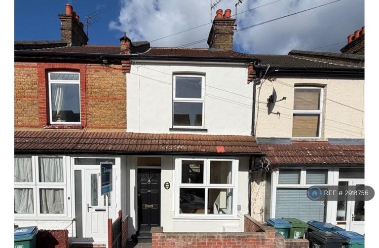 3 bedroom house in Cecil St, Watford, WD24 (3 bed) (#2918756)