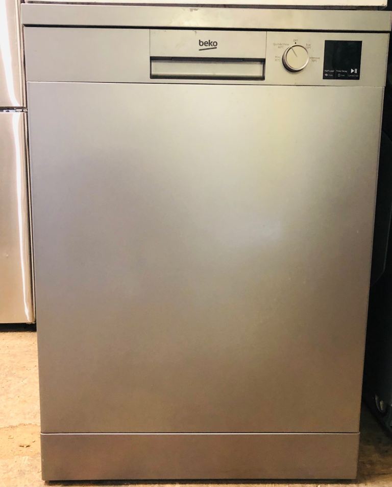 🚚 Beko silver full size dishwasher like new  can deliver £130