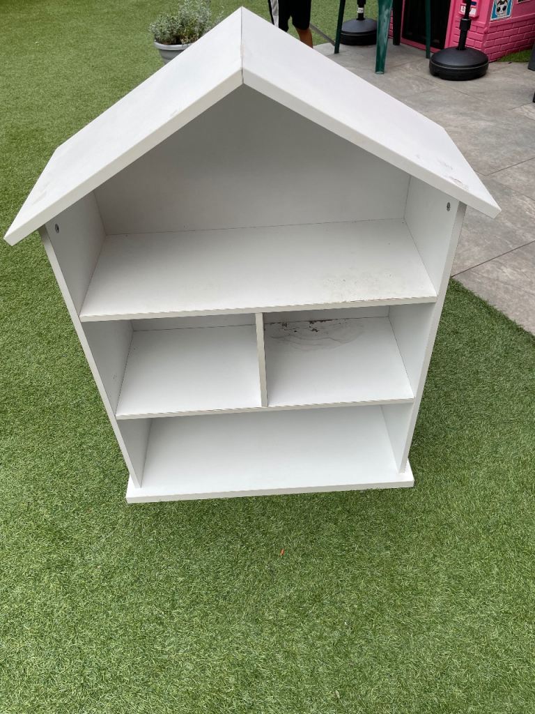 White House-Shaped Bookcase/Shelf Unit – Fair Condition
