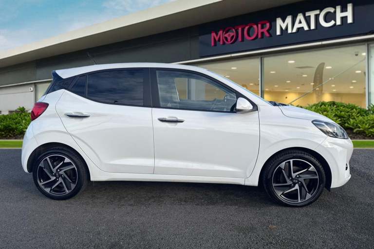 2024 Hyundai i10 1.2 Premium Euro 6 (s/s) 5dr Hatchback PETROL Manual