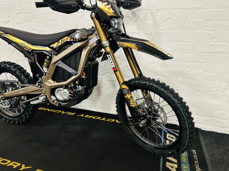 2025 USED SURRON ULTRA BEE OFF ROAD ELECTRIC DIRT BIKE *ONLY DONE 15 MILES *