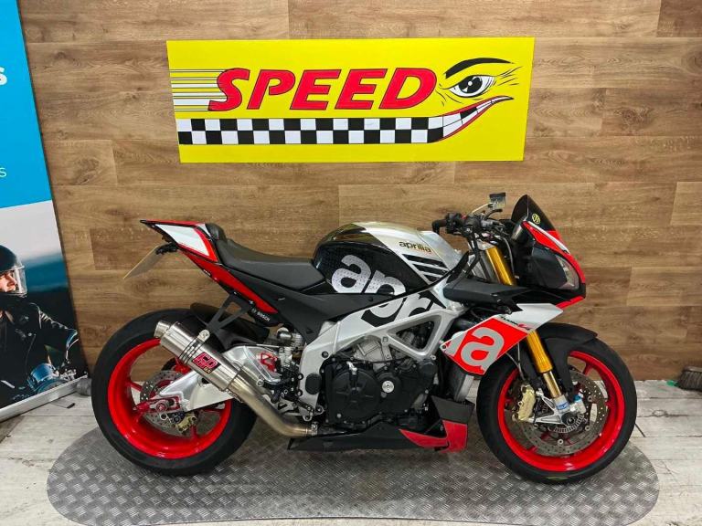 Aprilia Tuono 1100 V4 Factory