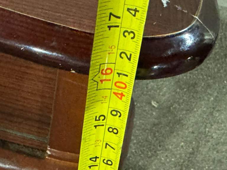 Mahogany Queen Anne Coffee Table