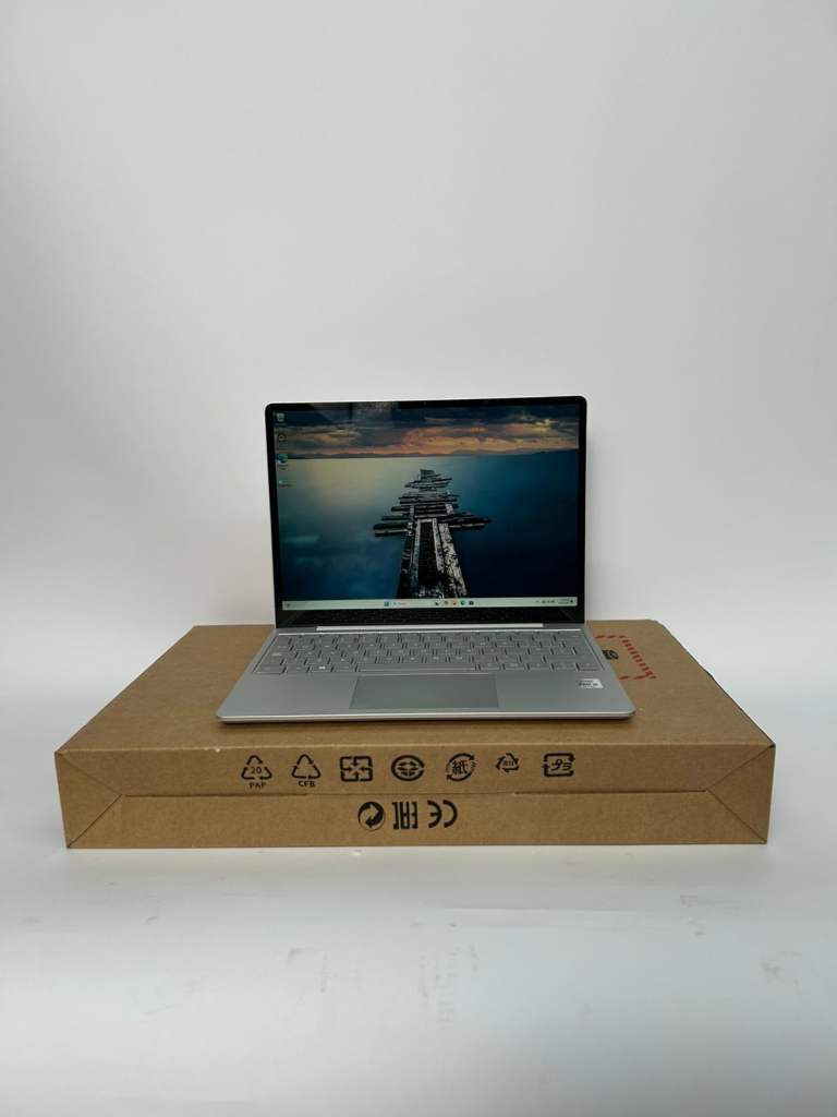 Microsoft Surface Laptop Go 1943 i5 10th Gen 8GB RAM 256GB SSD 12.4" Touchscreen Win 11 Pro