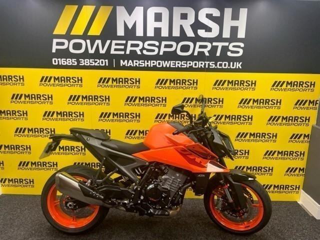 KTM 990 DUKE  2024 Model,  ONLY 458 Miles,  TECH pack Fitted 