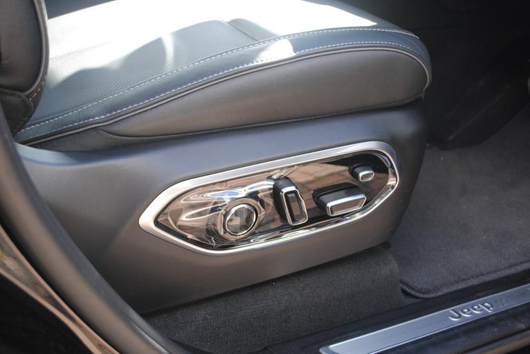 2023 Jeep Grand Cherokee 2.0 Turbo 4xe PHEV Overland 5dr Auto Station Wagon Petrol Parallel PHEV ...