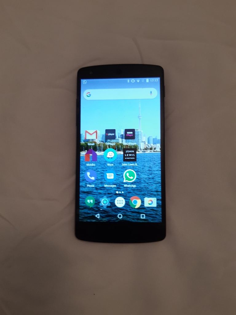 NEXUS 5