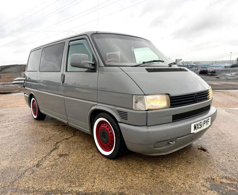 VW T4 2.5 TDI CAMPER Rock n Roll Bed 