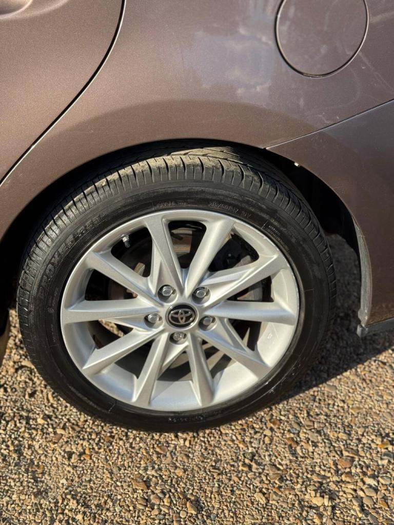 2019 Toyota Prius+ 1.8 VVT-h Excel CVT Euro 6 (s/s) 5dr MPV PETROL/ELECTRIC Automatic