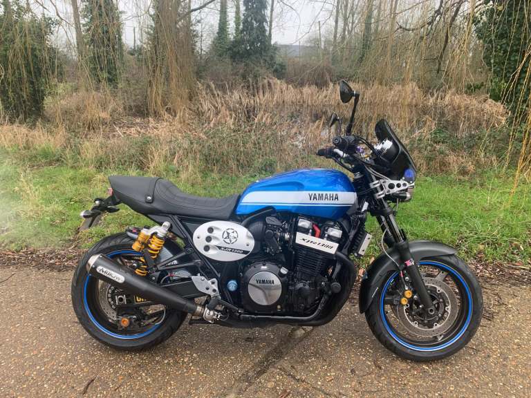 Yamaha XJR1300